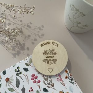 Magnet  cercle, maman, encadrement fleurs